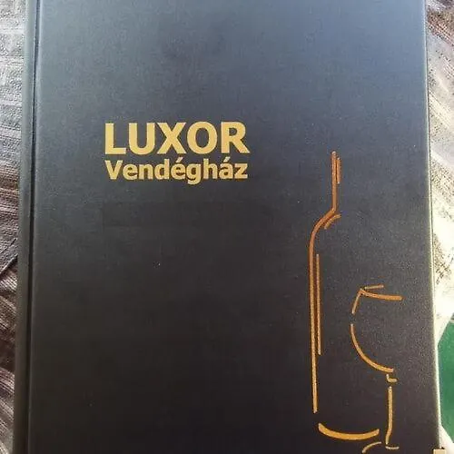 Luxor Vendeghaz *